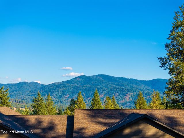 37511 E HAYDEN LAKE RD, Hayden, ID 83835