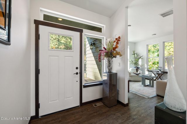 37511 E HAYDEN LAKE RD, Hayden, ID 83835