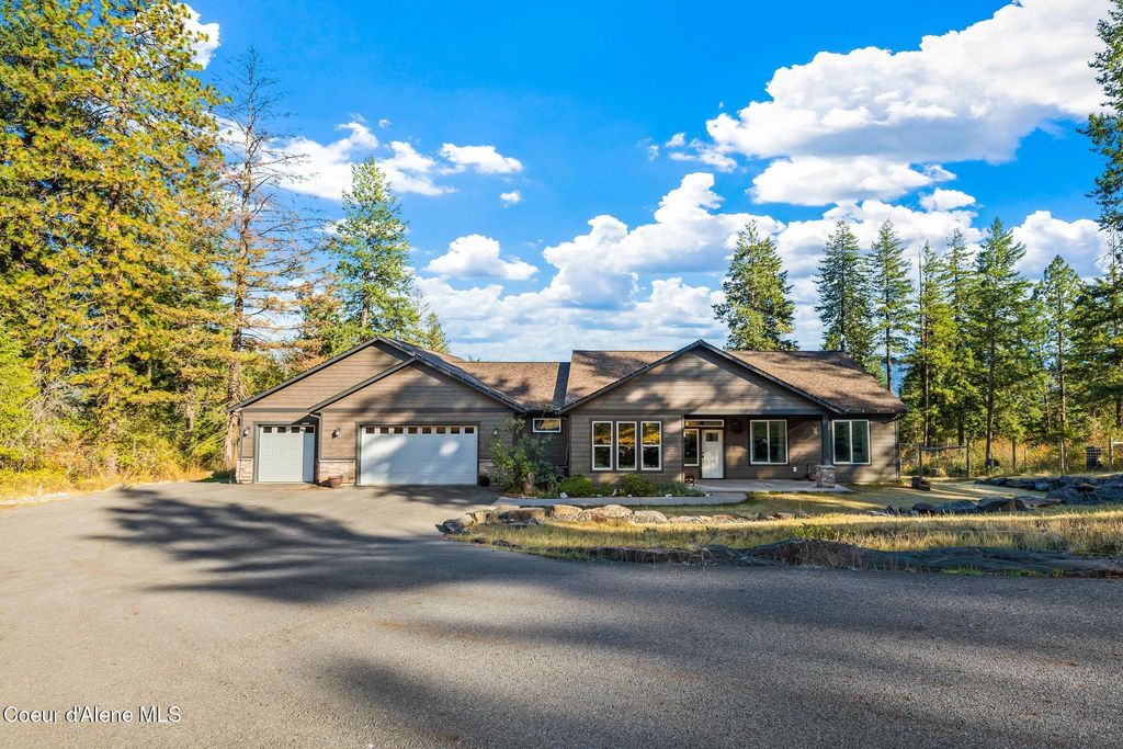 37511 E HAYDEN LAKE RD, Hayden, ID 83835
