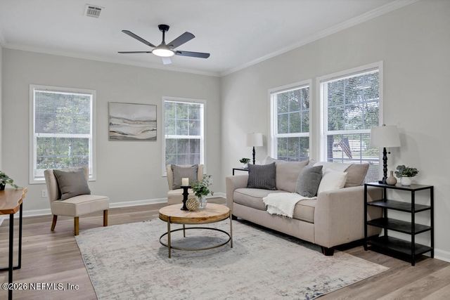 19 N COCOA Avenue, Middleburg, FL 32068