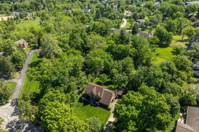 10420 Grandoaks Lane, Montgomery, OH 45242