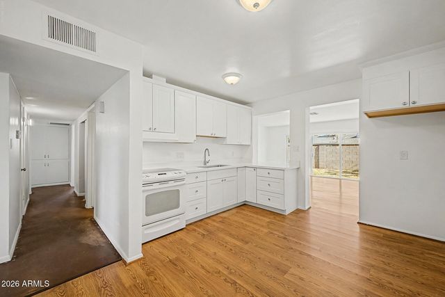 1205 W 5TH Street, Tempe, AZ 85281