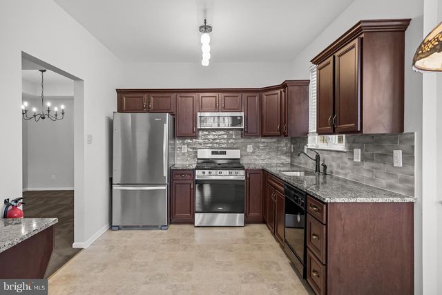 47 PELICAN PL, West Deptford, NJ 08086