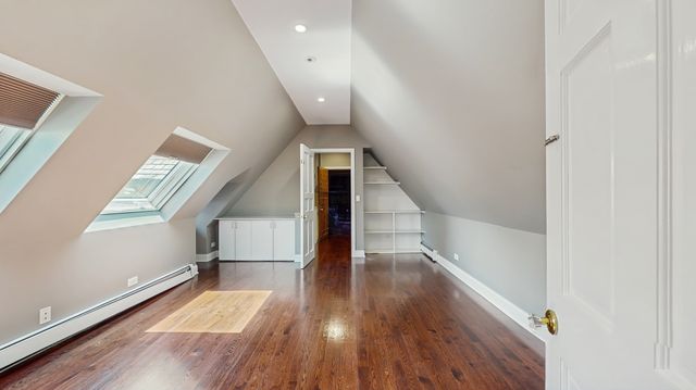 570 Hathaway Circle, Lake Forest, IL 60045