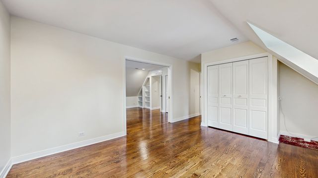 570 Hathaway Circle, Lake Forest, IL 60045