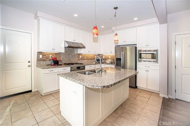 50 Emerald Clover, Irvine, CA 92620