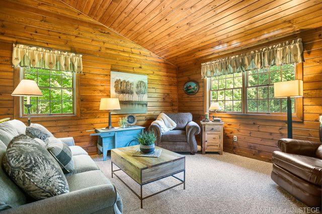 6994 Frontier Drive, Port Sheldon Twp, MI 49460
