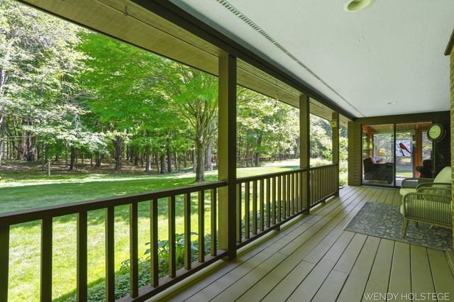 6994 Frontier Drive, Port Sheldon Twp, MI 49460