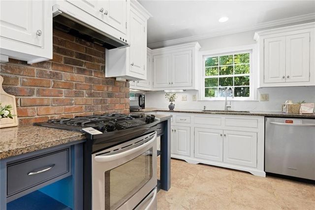 241 Angla Drive SE, Smyrna, GA 30082