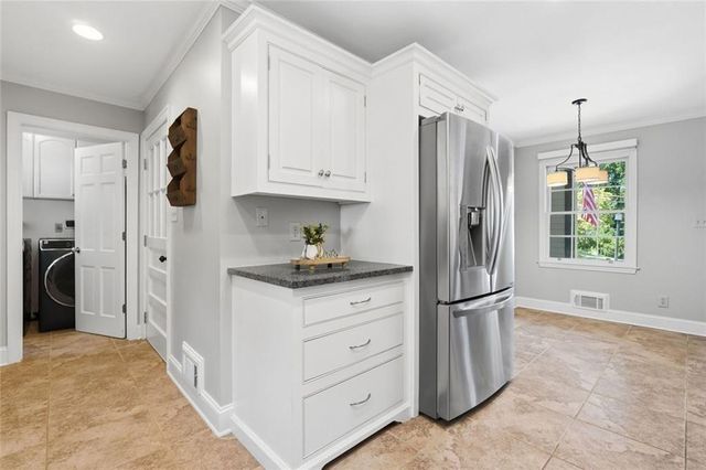 241 Angla Drive SE, Smyrna, GA 30082
