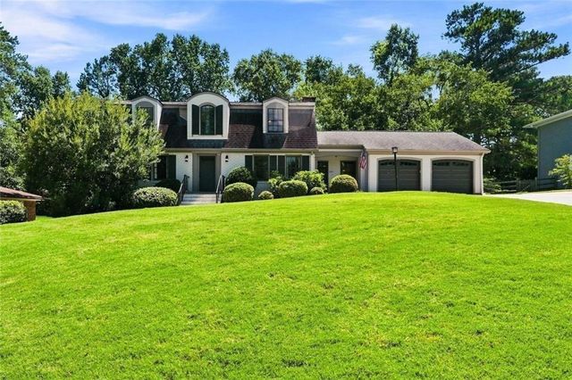 241 Angla Drive SE, Smyrna, GA 30082
