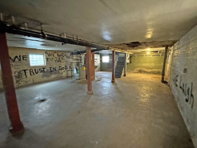 938 N Leamington Avenue, Chicago, IL 60651