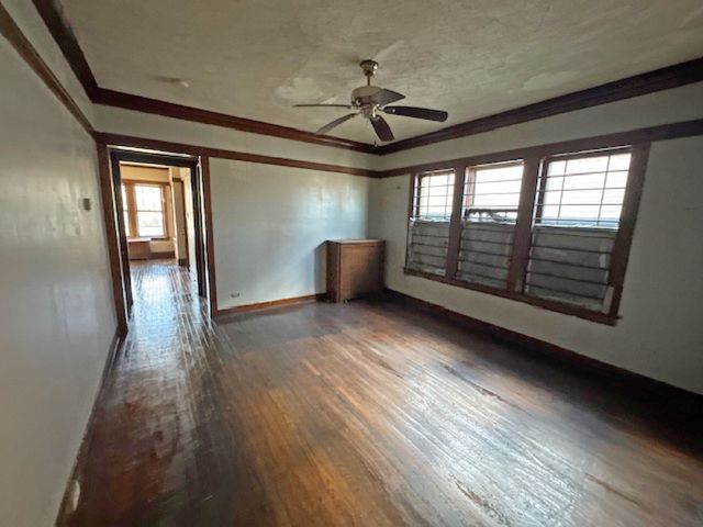 938 N Leamington Avenue, Chicago, IL 60651