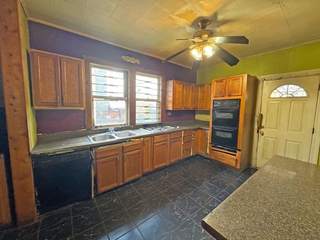 938 N Leamington Avenue, Chicago, IL 60651