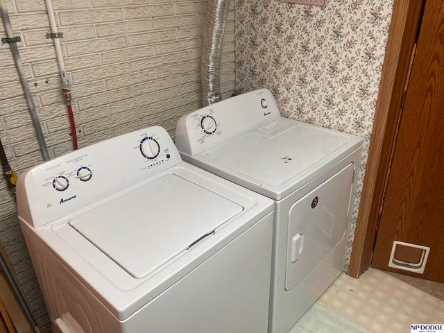 230 N 5th Street, Ulysses, NE 68669