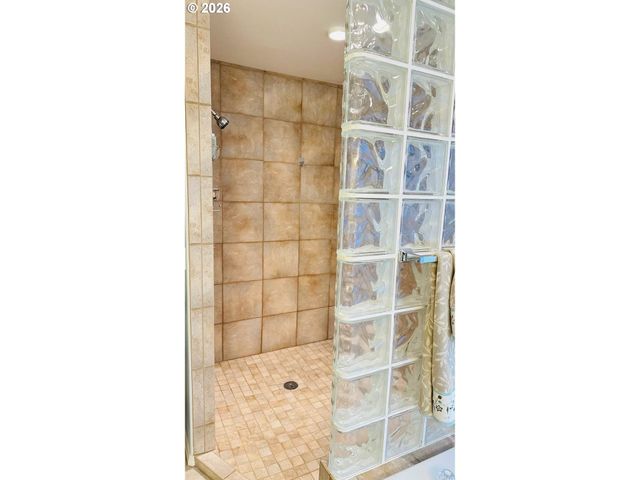 1709 Nw 86TH Way, Vancouver, WA 98665