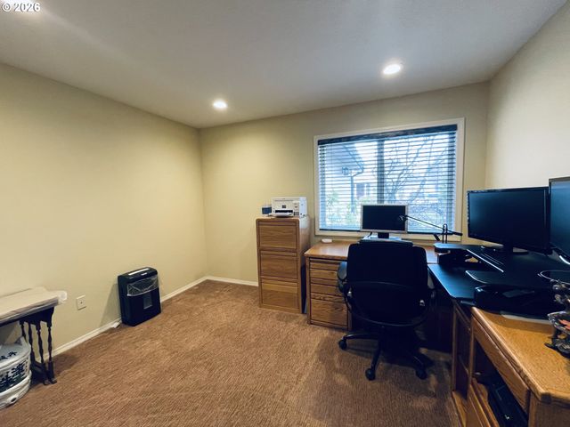 1709 Nw 86TH Way, Vancouver, WA 98665