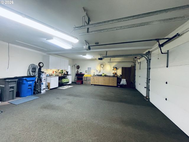 1709 Nw 86TH Way, Vancouver, WA 98665