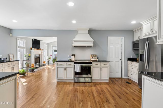 4604 Stillwood Court, Kingsport, TN 37664