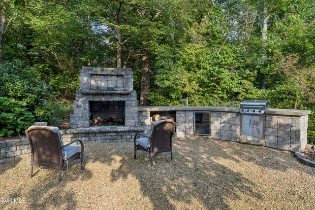4604 Stillwood Court, Kingsport, TN 37664