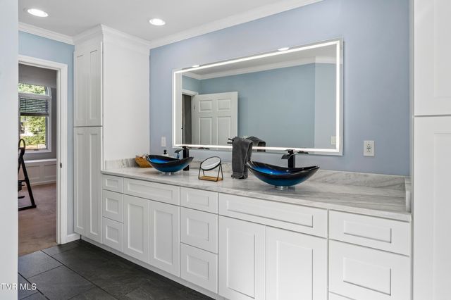 4604 Stillwood Court, Kingsport, TN 37664