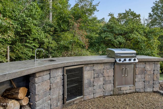 4604 Stillwood Court, Kingsport, TN 37664