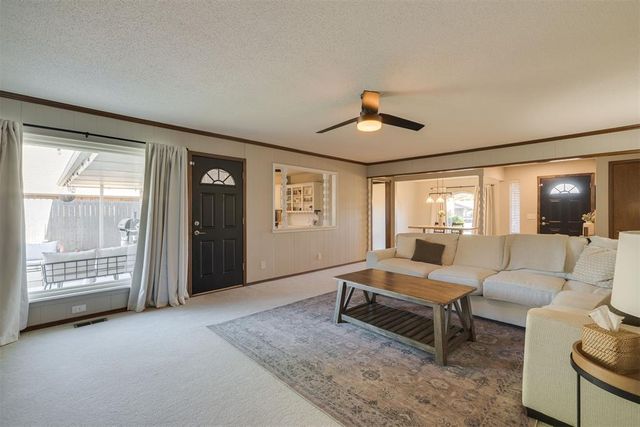 11012 NW 114th Street, Yukon, OK 73099