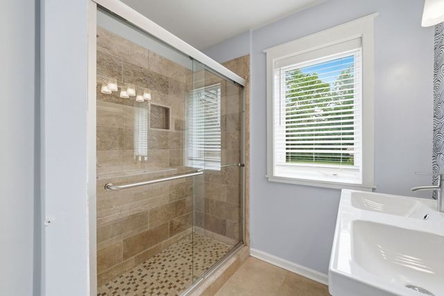 7 Park Road Court, Lombard, IL 60148
