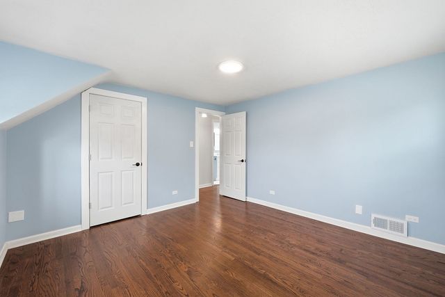 7 Park Road Court, Lombard, IL 60148