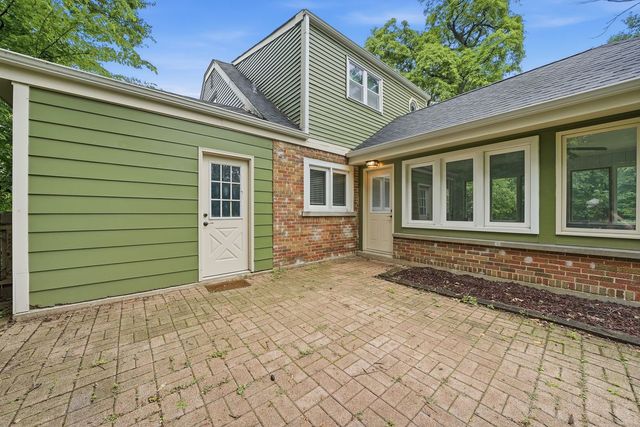 7 Park Road Court, Lombard, IL 60148