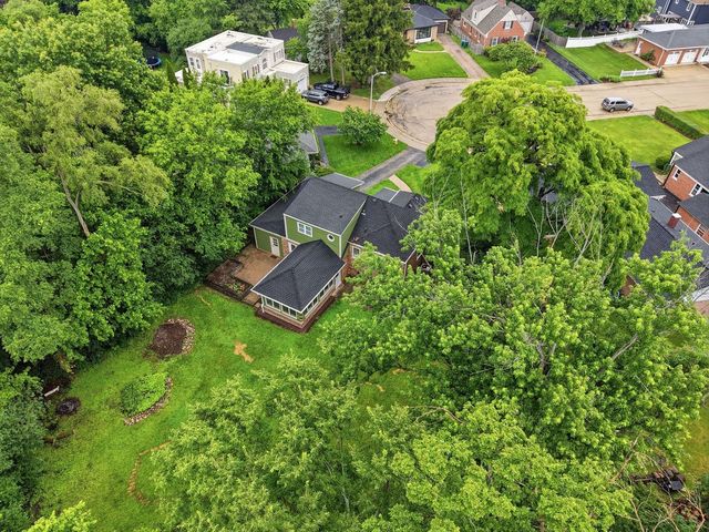 7 Park Road Court, Lombard, IL 60148