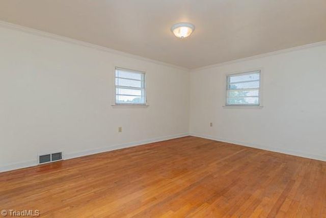 3035 Plantation Road, Winston-salem, NC 27105