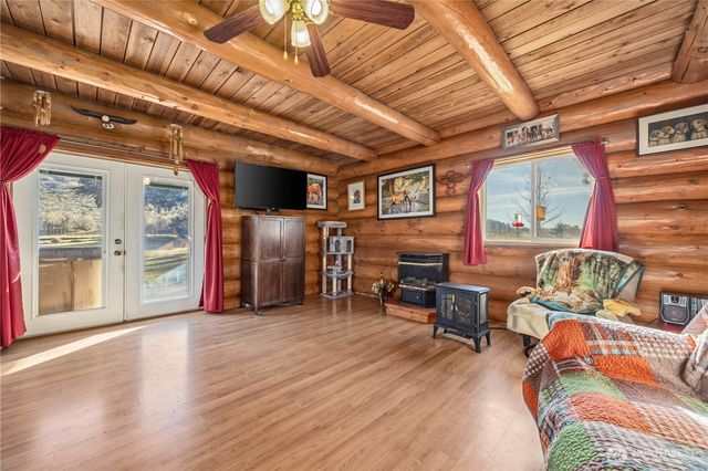 27538 C HWY 97, Malott, WA 98829