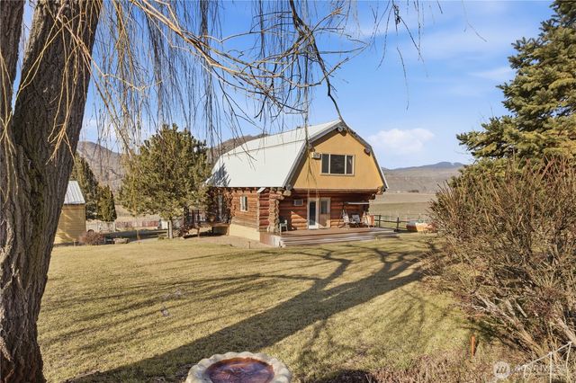 27538 C HWY 97, Malott, WA 98829