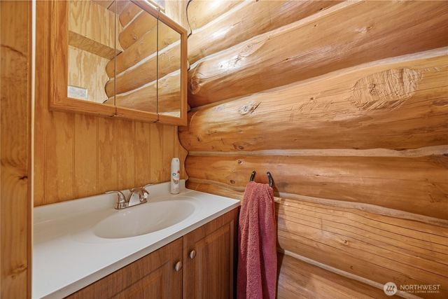 27538 C HWY 97, Malott, WA 98829