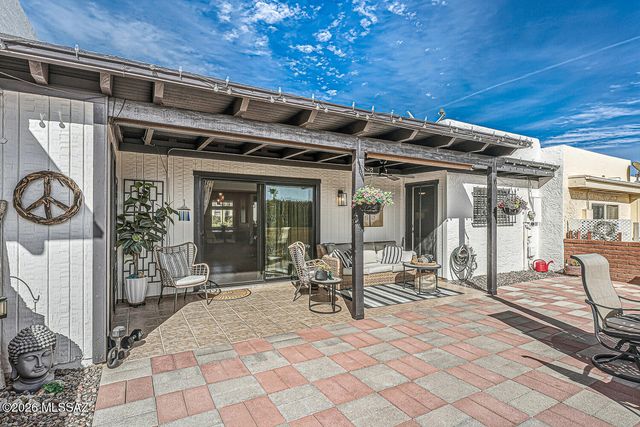 831 W Paseo Del Prado, Green Valley, AZ 85614