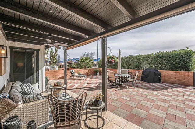 831 W Paseo Del Prado, Green Valley, AZ 85614