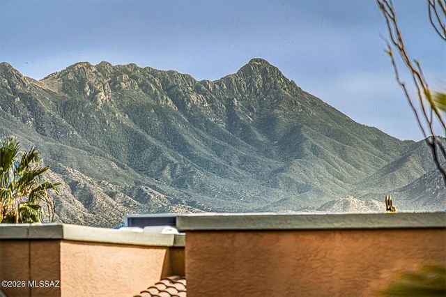 831 W Paseo Del Prado, Green Valley, AZ 85614