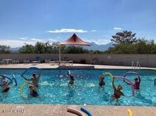 831 W Paseo Del Prado, Green Valley, AZ 85614