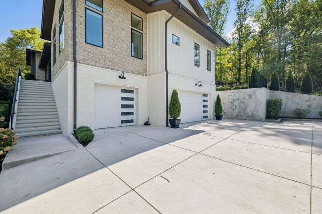 6523 Currywood Dr, Nashville, TN 37205