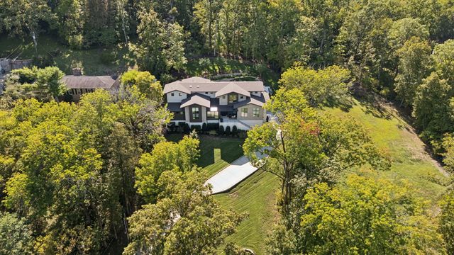 6523 Currywood Dr, Nashville, TN 37205