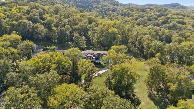 6523 Currywood Dr, Nashville, TN 37205