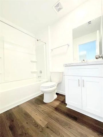 21510 Austell Pond Dr, Porter, TX 77365