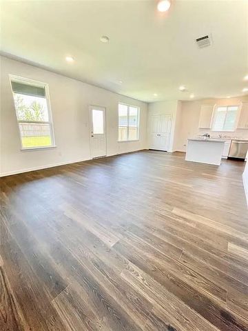 21510 Austell Pond Dr, Porter, TX 77365