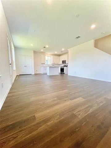 21510 Austell Pond Dr, Porter, TX 77365