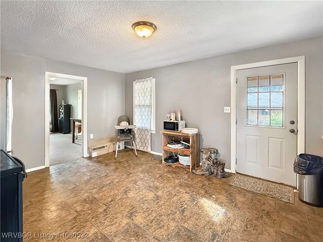 681 N Pine Avenue, Booneville, AR 72927