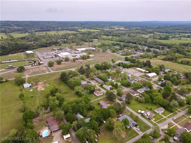 681 N Pine Avenue, Booneville, AR 72927