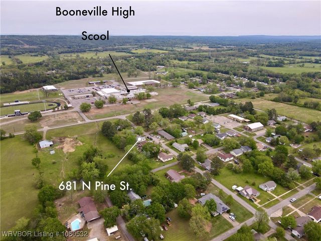 681 N Pine Avenue, Booneville, AR 72927