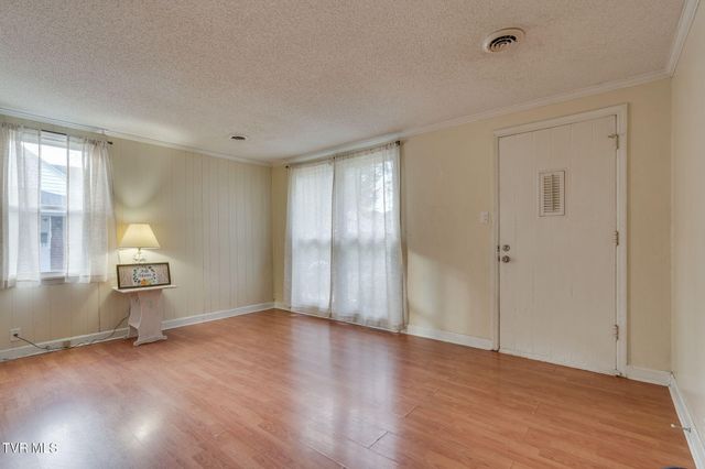 414 Sequoyah Drive, Kingsport, TN 37660