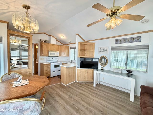 111 S GREENFIELD Road 423, Mesa, AZ 85206